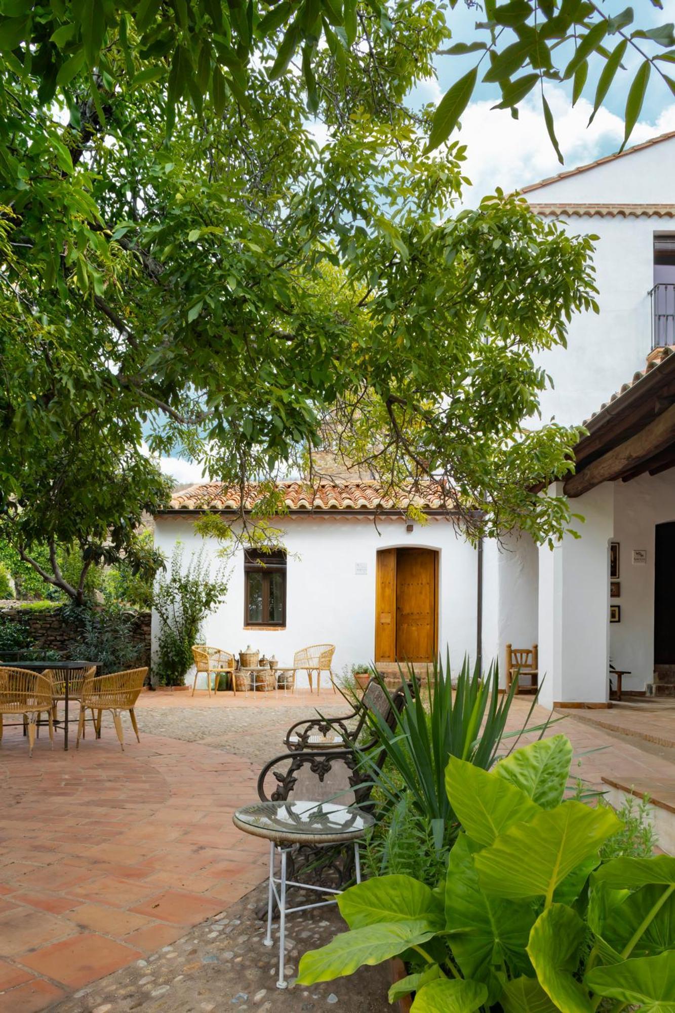 Apartamentos Turisticos El Patio Del Nogal 瓜达卢佩 外观 照片